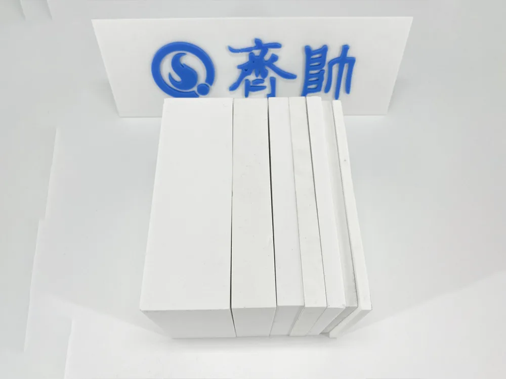 အလူမီနာ ကြွေပြားဆိုတာ ဘာပစ္စည်းလဲ။